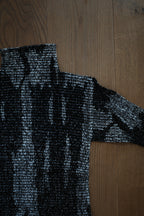 Abstract Pattern Long-Sleeved