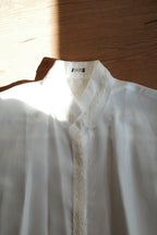 I.S. Lace-Collar Blouse Long-Sleeved