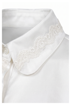 I.S. Lace-Collar Blouse Long-Sleeved