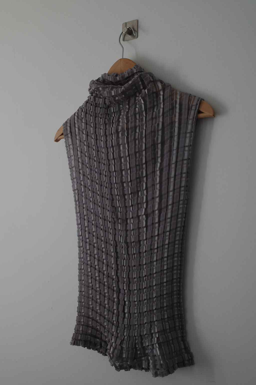 ME 2000s Pleated Tops