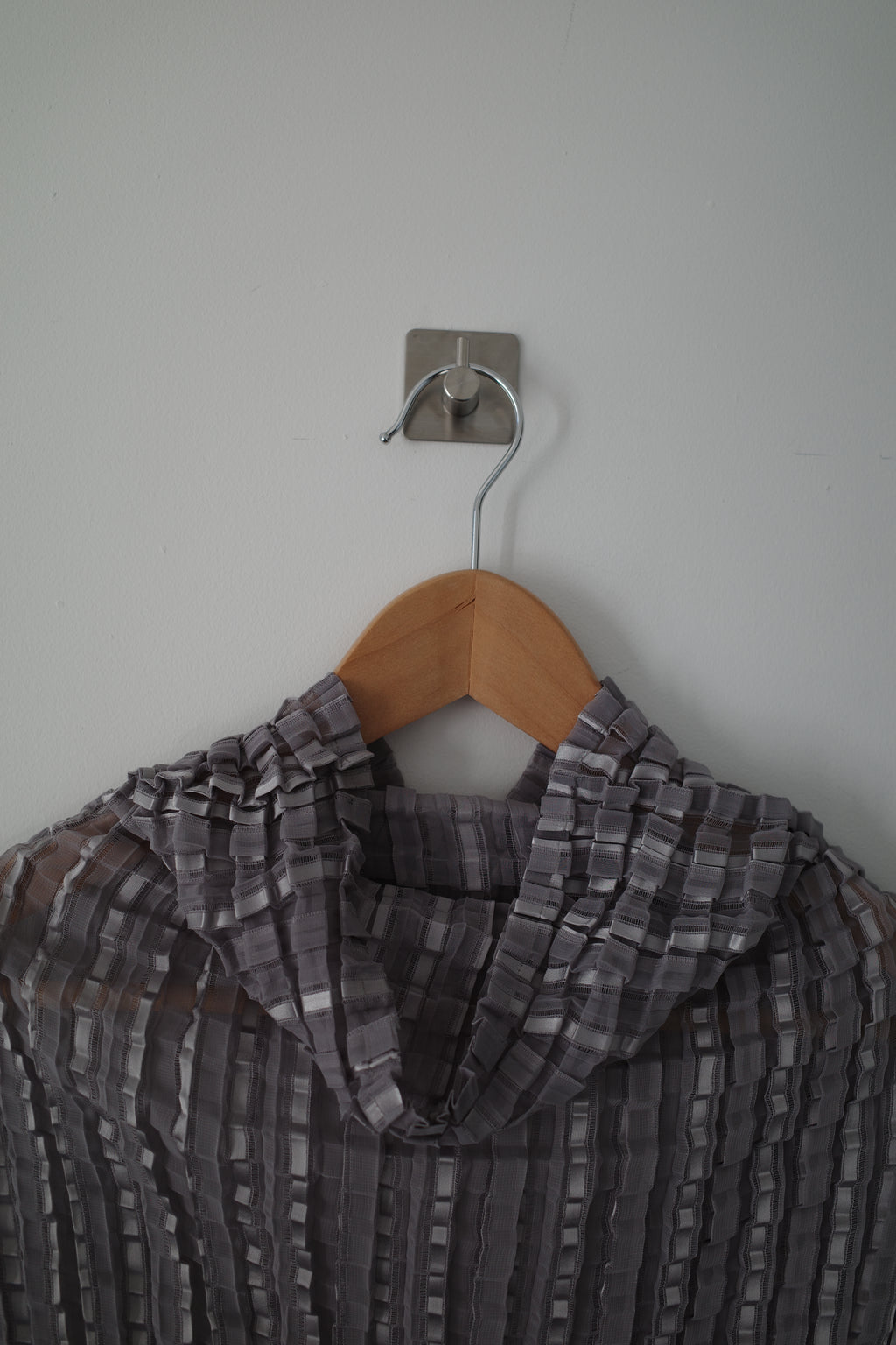 ME 2000s Pleated Tops