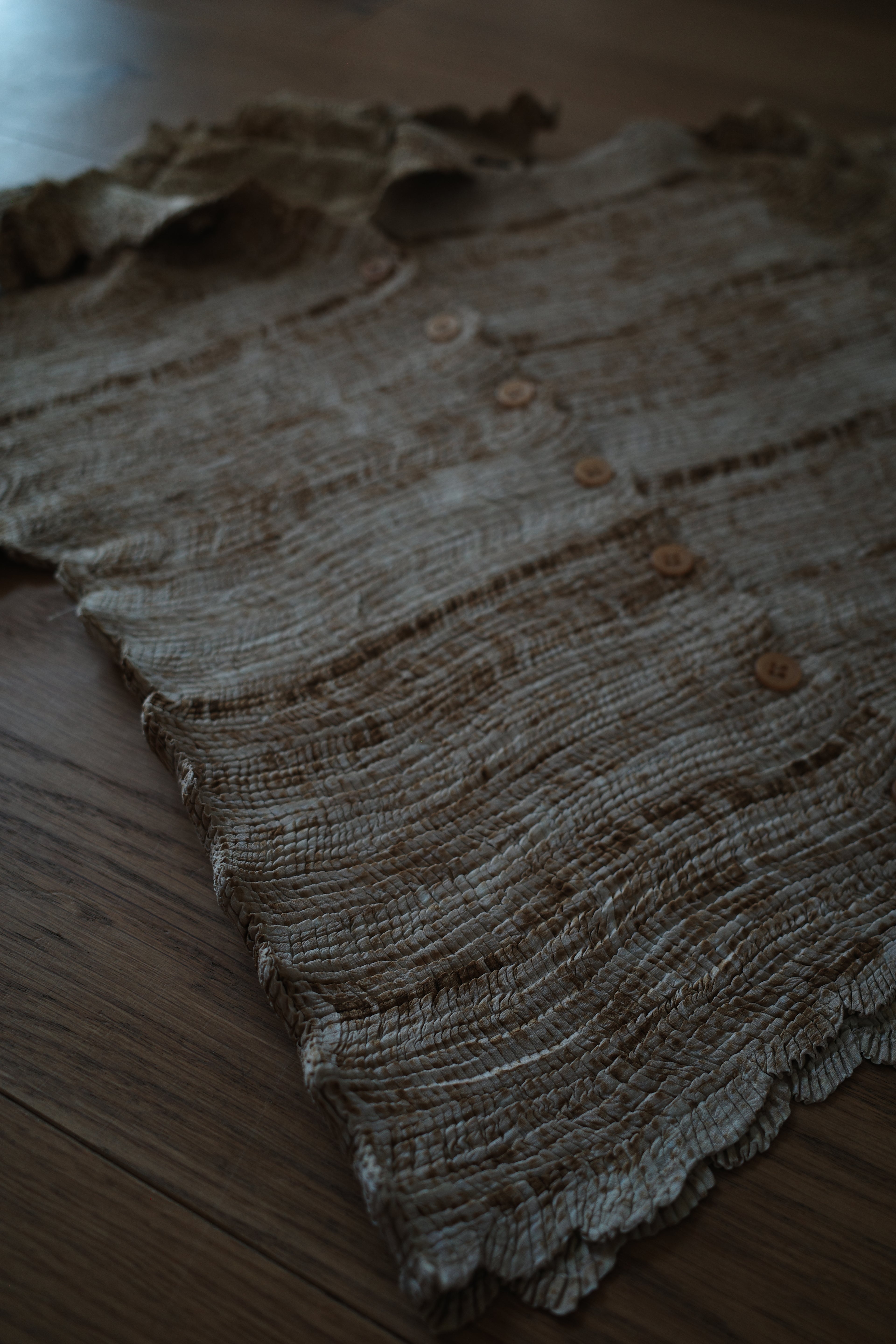 Python-print Pleated Shirt, Beige