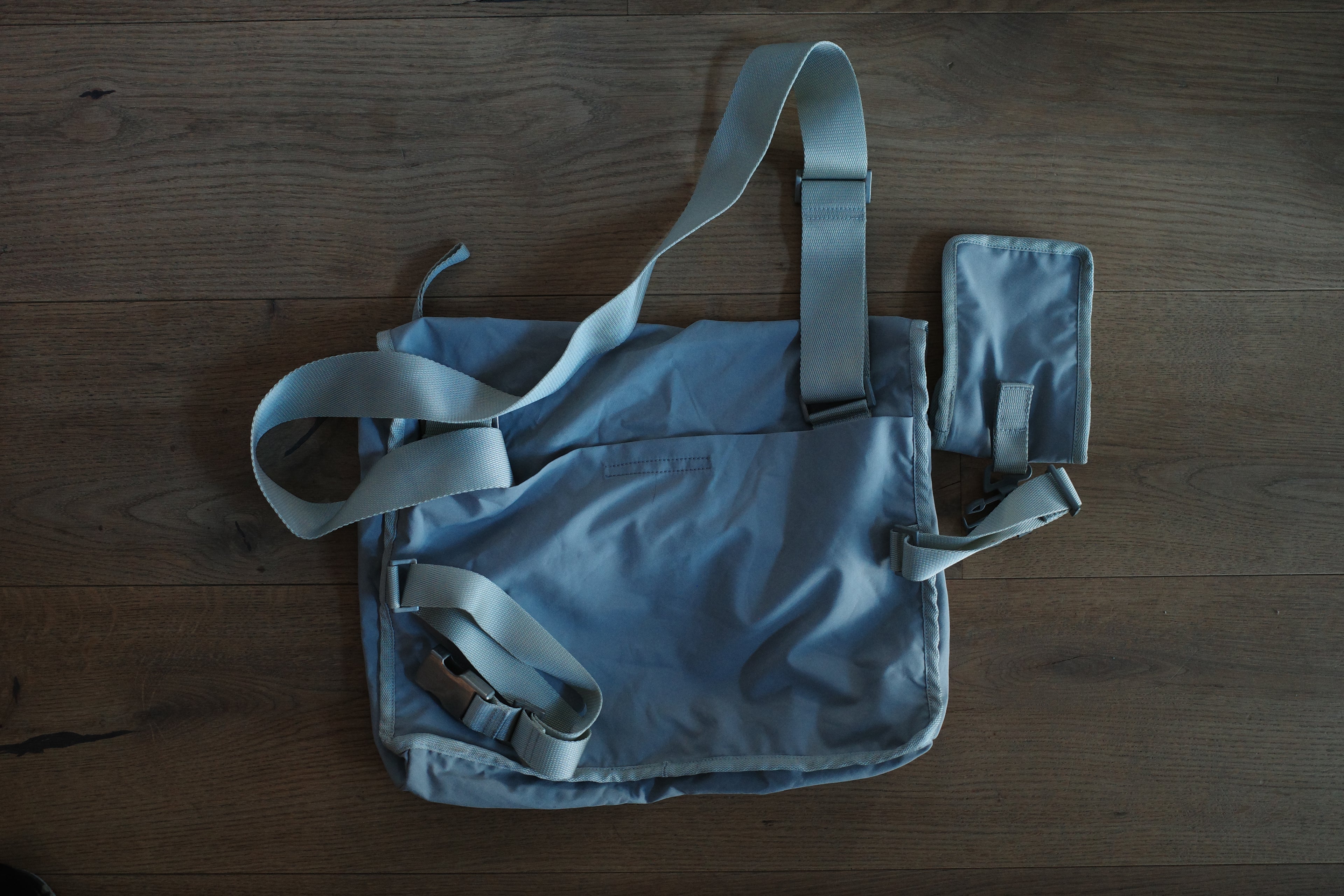 Shoulder Bag Archive